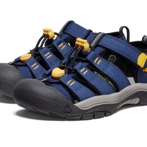 KEEN Kids' Newport H2 Closed Toe Water Sandal